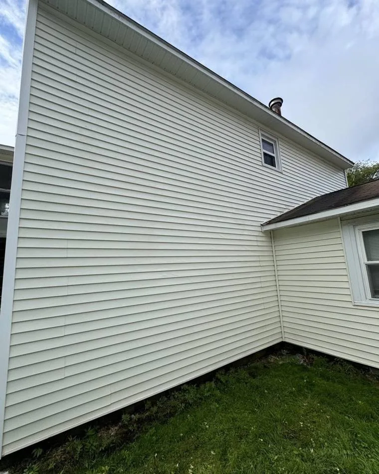 Clean siding after Lagos soft washing